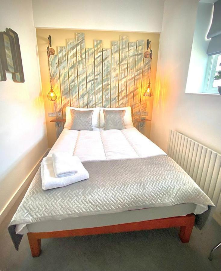 The Cherry Tree Hotel Kingston Blount Экстерьер фото
